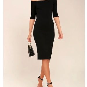 NWT Lulus Girl Can't Help It Black Off-the-Shoulder Midi Dress